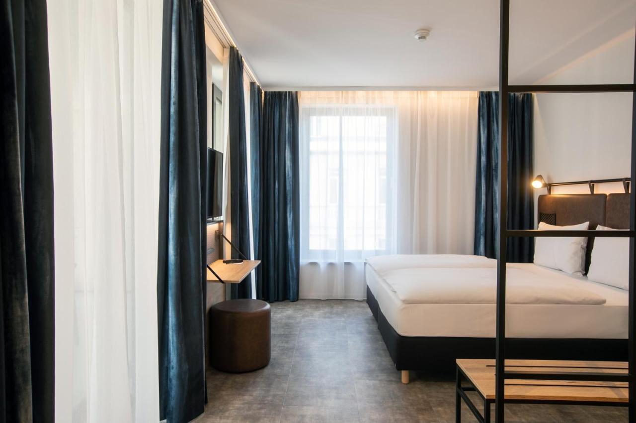 H2 Hotel Budapest Esterno foto