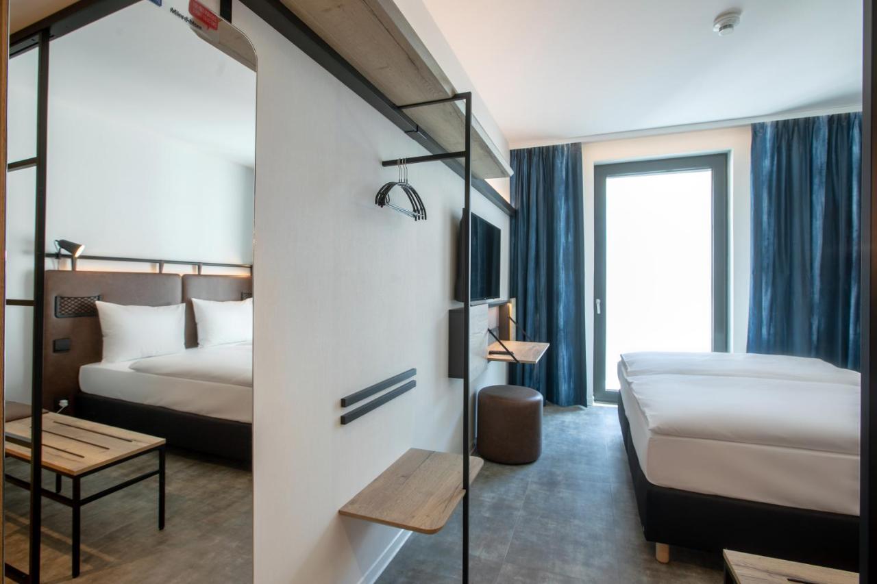 H2 Hotel Budapest Esterno foto